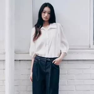 [롯데백화점]라인에디션 오픈카라 블라우스(NNWBLQE630)
