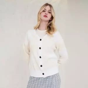 립밤 브랜드관 Lipbbam 24SS 오가닉 면 자카드 가디건 HK-LCS501-CRWH-01