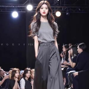 율랑팡 여성 여름 코디 세트 봄 캐주얼 그레이 반팔 상의 와이드 바지 투피스