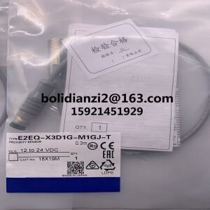 E2EQ-X3B1D8  센서
