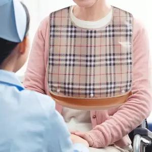 성인용 턱받이 방수 어르신 환자용 요양원 병원 식사 앞치마