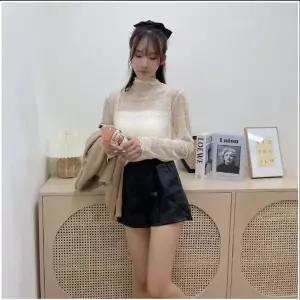 프릴 목폴라 레이어드 이너 긴팔 블라우스 18