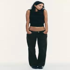 ZARA 자라 JEANS TRF WIDE LEG 로우라이즈 - 블랙 8727/220/800 724690