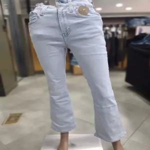 [리바이스]모다대구 725 HIGH-RISE BOOTCUT 18759-0099A_DG