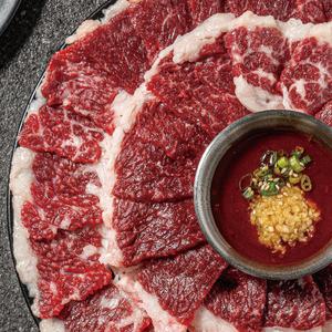 신선함 그대로 한우투쁠 1++ 한우암소 생 차돌박이 (육사시미) 600g (200gx3)