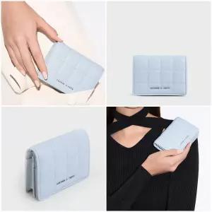 찰스앤키스 카시아 퀼티드 미니 월렛 지갑 - 라이트 블루 / 퀼티드 미니 월렛 반지갑