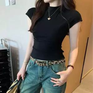 깔끔한무드 하트넥 디자인 슬림핏 여성용 반팔 티셔츠폴라 여름 얇은 얇은긴팔 팔티 면셔츠 캡소매