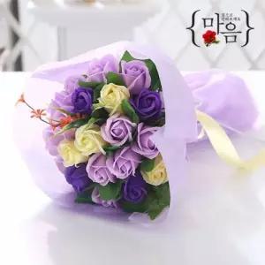 바이올렛 로즈데이 성년의날 선물 장미 20송이 꽃다발