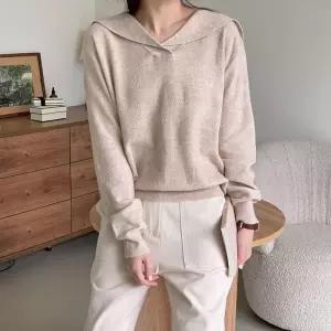 숄카라 브이 여성 비스코스니트 연보라티셔츠 (31862547)