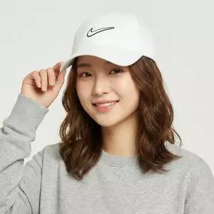 [하프클럽/나이키]나이키 데일리 클럽 언스트럭쳐 캡 모자 FB5369-100