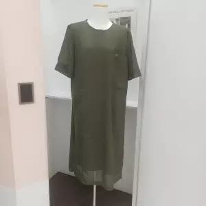 [올리비아로렌]라운드넥 밑단 투톤 원피스VOCOA5M5251_YS