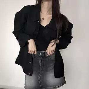 여자 심플 클래식 디자인 루즈핏 데님 자켓