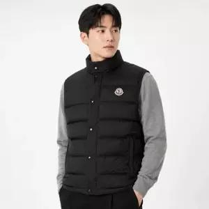몽클레어 1A00022 597YD 999 바트 BAETHE 패딩 조끼 배송