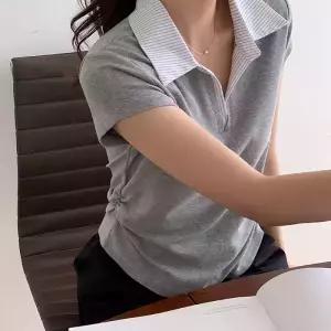 [코코블랑] 체이스 카라 셔링 티셔츠