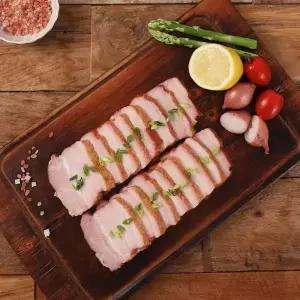 [토랑토랑] 훈제돈삼겹살슬라이스 200g x 4팩 / 참나무 훈연