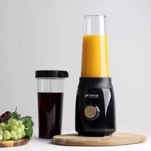 [600ml 텀블러로 바로 사용가능한] 키친아트 티타늄 칼날 미니 컴팩트 믹서기 블랜더 KM-T800 / 블랙