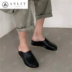 [애슬릿] 여성 스티치 통굽 웨지 힐 실내 슬리퍼 4cm (6831336A)