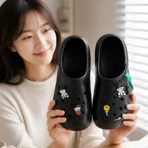 경량 여름 실내화 245 사이즈 통풍 쿠션 슬립온 데일리 신발 블랙 컬러 장식