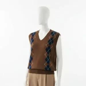 블루핏 25FW 아가일 니트 베스트 1236815