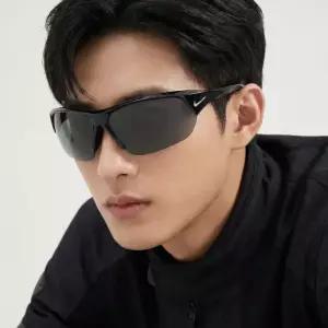 나이키 선글라스 IF2489X 001 스카이론 에이스 P 편광 남자 여자 골프 러닝 스포츠