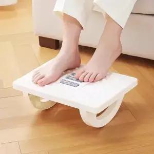 책상 아래 발 받침대 마사지 롤러가 있는 흔들리는 발판 휴식 순환 홈 스터디 오 작업용