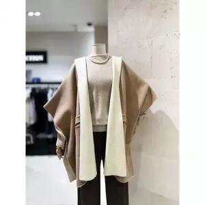 일부수량 더 아이잗컬렉션 배색 후드 케이프 숄 가디건 CPBA1CD771 2760530