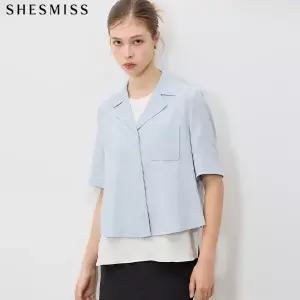[쉬즈미스(SHESMISS)] 고품격 히든버튼 카라 셔츠형 반팔 재킷 (택가격: 248000원)