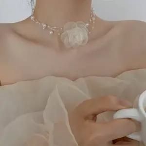 [하프클럽/셀럽하우스]진주목걸이 장미초커 여성목걸이 비즈 끈목 패션 꽃목
