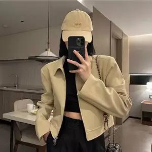 친절한탄씨 깔끔한 카라넥 크롭한기장 트랜디한 여성 블루종 자켓 여자봄점퍼 항공점퍼 카라점퍼