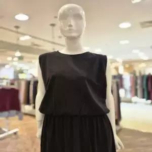 세컨스킨 NGWST3300 심리스 볼륨 민소매 탑