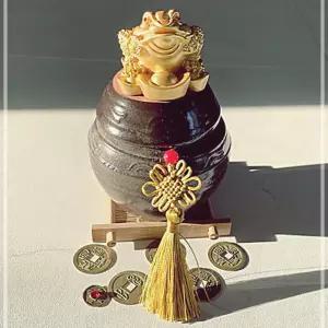 삼족두꺼비 현관 소금 단지 항아리 신발장 독 학교 관공서 개업축하선물 미니 친구 옹기 두꺼비식