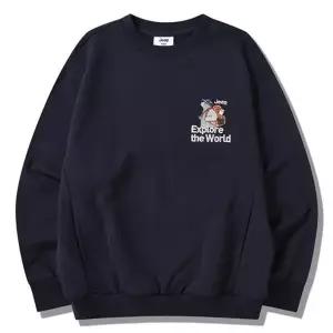 지프키즈 KP3TSU817 백팩을 맨 곰레터링 맨투맨 NA