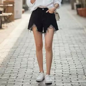 여자 찢청 데님 핫팬츠 청반바지 여름 여행룩 찢청청반바지