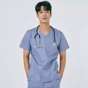 남성 쿨스판 브이넥 스크럽 상의 간호사 의사 병원 수술복 (인디고)