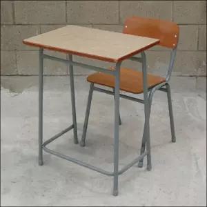 A5-194번/중고학원책상 수강용책상 연수용책상 학교책걸상 연수용테이블 세미나테이블 학원의자 수강용의자 연수용의자 사회대 교탁 칠판 강연대 사물함 중고작업대 조립다이 작업의자 조립의자 교회탁자 교회의자