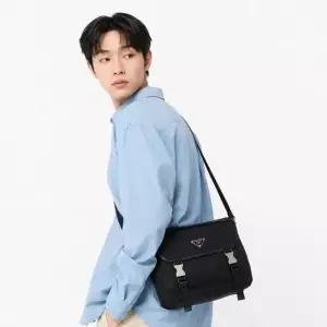 프라다 26SS 리나일론 사피아노 가죽 숄더백 2VD066 2DMG F0002)