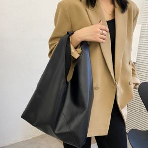 레더 데일리 숄더백 심플데일리백 여성 여자 소프트 모던 빅
