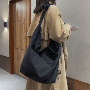 소재 뜨개 메쉬백 빅사이즈 크로스백 디자인 봄가방 여름가방 왕골가방