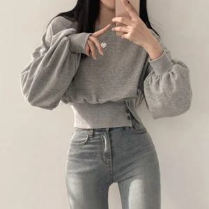 여성 크롭 벌룬소매 슬림핏 맨투맨 티셔츠