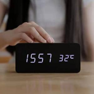LED 디지털 알람시계 온도계 우드 탁상용 시계 블랙