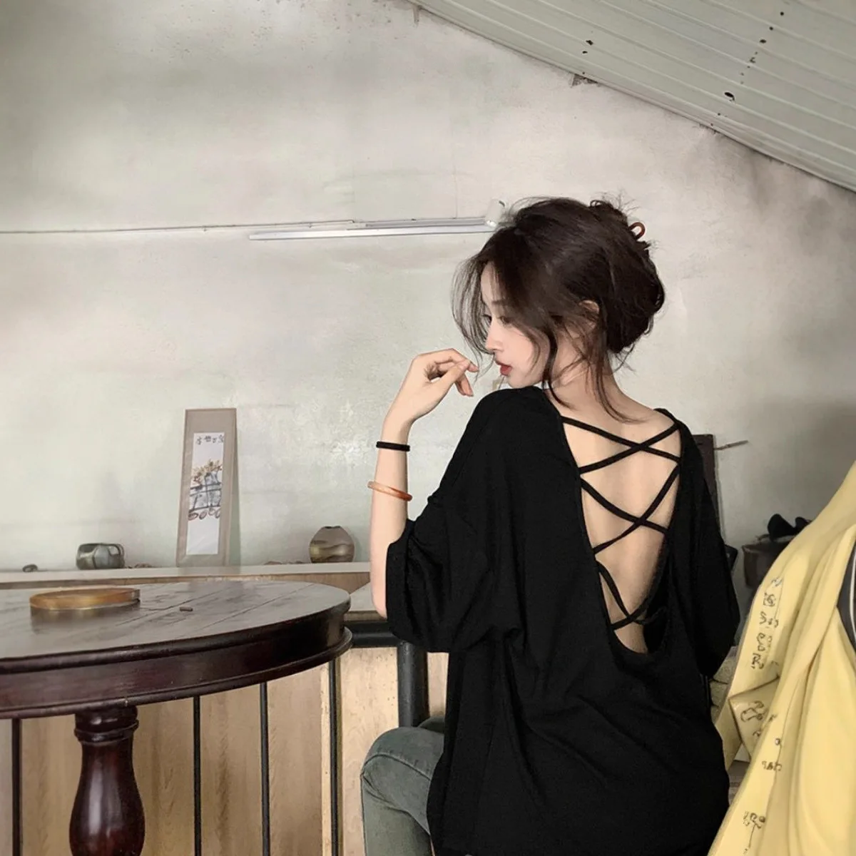 여름 큰 사이즈 여성 의류 신상 단색 캐주얼 루즈핏 언밸런스 섹시 홀터넥 라운드넥 반팔 티셔츠