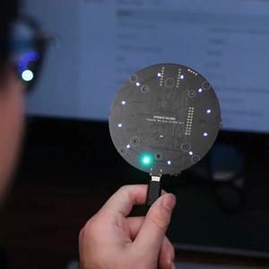 리스피커 XMOS XVF3800 AI 기반 4-마이크 어레이 ESP32S3 마이크 AEC 회의실 5m 360 °   원거리 음성 인식 Wi-Fi 블루투스