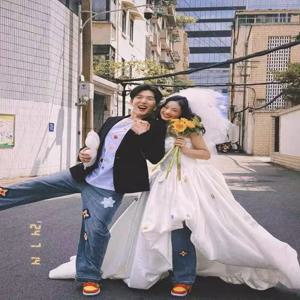 귀여운 웨딩드레스 사진 촬영 테마 라이트 베일 심플한 한국 스타일 앞은 짧은 길이, 뒤는 긴 길이 스트리트 스냅샷 스튜디오 사진 촬영