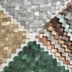 12x12인치 부채꼴 모양의 붙이는 벽 타일, 셀프 접착 알루미늄 금속 모자이크 벽 타일 (주방 욕실 장식용)