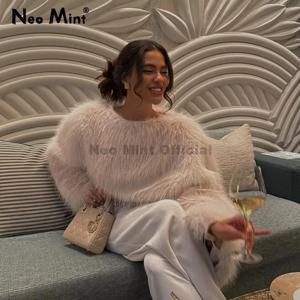 네오 민트 친환경 인조 모피 크롭탑 풀오버 2025 겨울 퍼 케이프 스트리트웨어 코트 인싸 스타일리쉬 스트릿 걸 퍼리 폭스 퍼 재킷