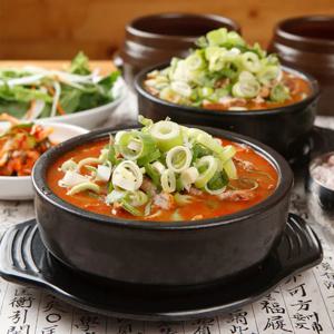 이프웰 맛있는 혼합4종 수육국밥 600g 4팩 총 2.4kg 돼지국밥 순대국밥 장터국밥 냉동 음식 차용