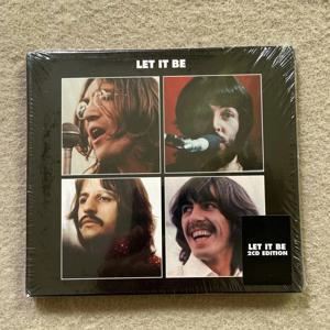 영국 록 밴드 렛 잇 비(Let It Be) 기념일 2CD 세트, 4인 그림 포트레이트 아트워크, 록 컬렉터를 위한 리마스터된 수집용 디스크