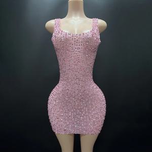 핑크 짧은 다이아몬드 파티 드레스 - 음악 축제 가수 유니폼 및 생일 축하를 위한 달콤한 시원한 바람 무대 의상