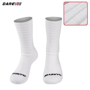 DAREVIE 사이클링 양말 에어로 2.0 바람 저항 감소 남성용 양말 고성능 수분 흡수 미끄럼 방지 남성용 사이클링 양말