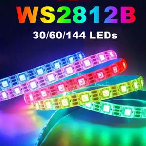 WS2812B 5050 RGBIC 스마트 LED 스트립 WS2812 개별적으로 주소 지정이 가능한 IC 30/60/144픽셀/Leds/m 조명 DC5V 검정색 흰색 IP30/65/67